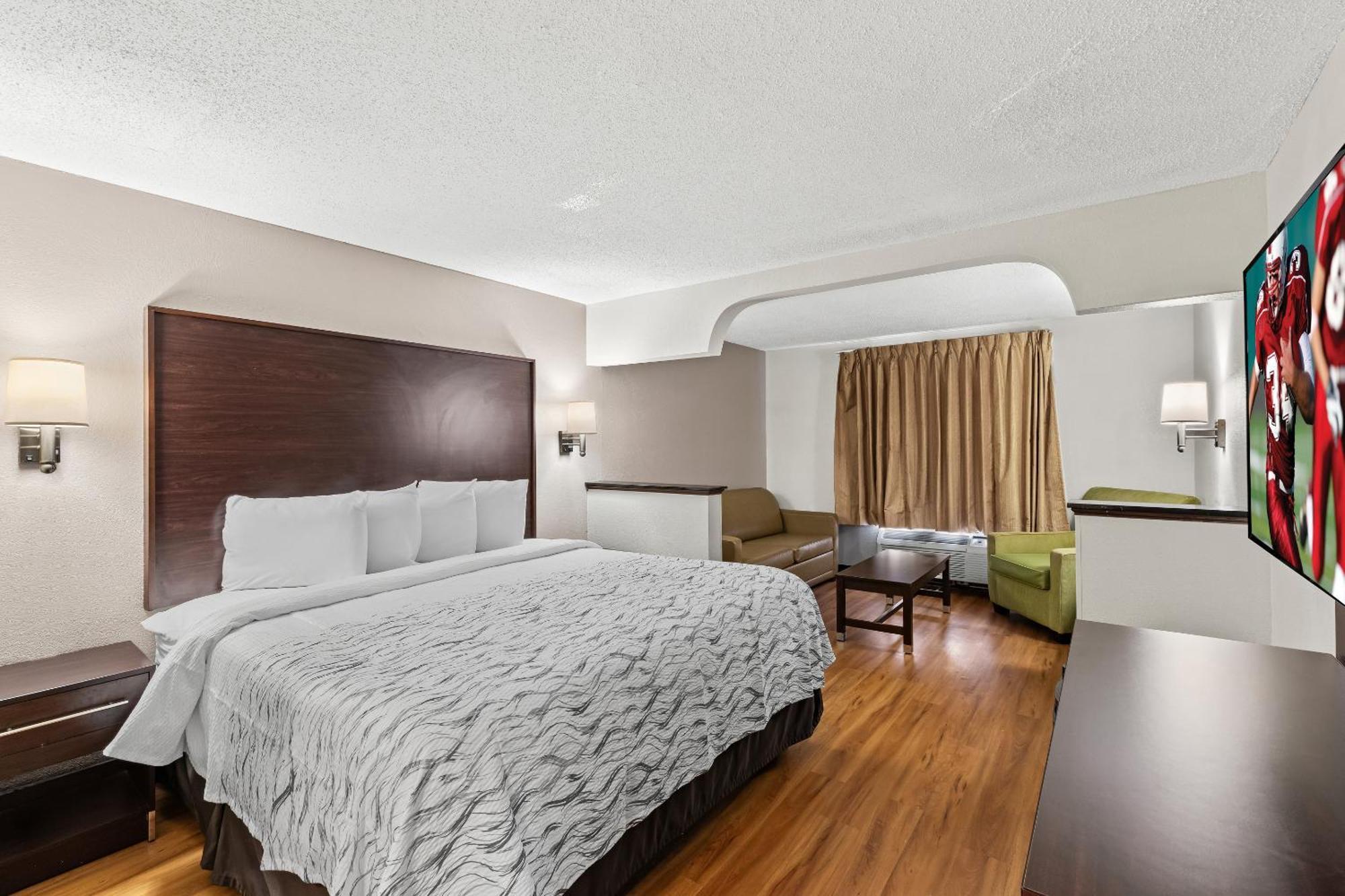 College Park Red Roof Plus+ & Suites Atlanta Airport South מראה חיצוני תמונה