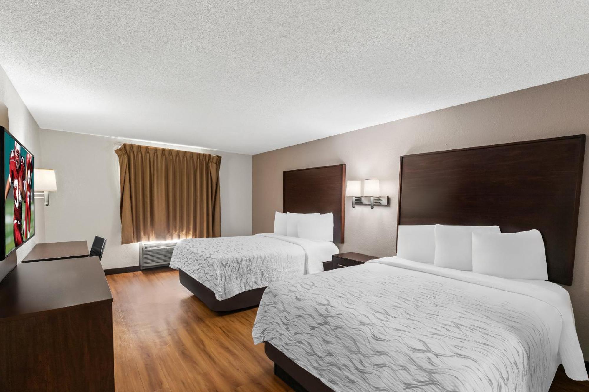 College Park Red Roof Plus+ & Suites Atlanta Airport South מראה חיצוני תמונה